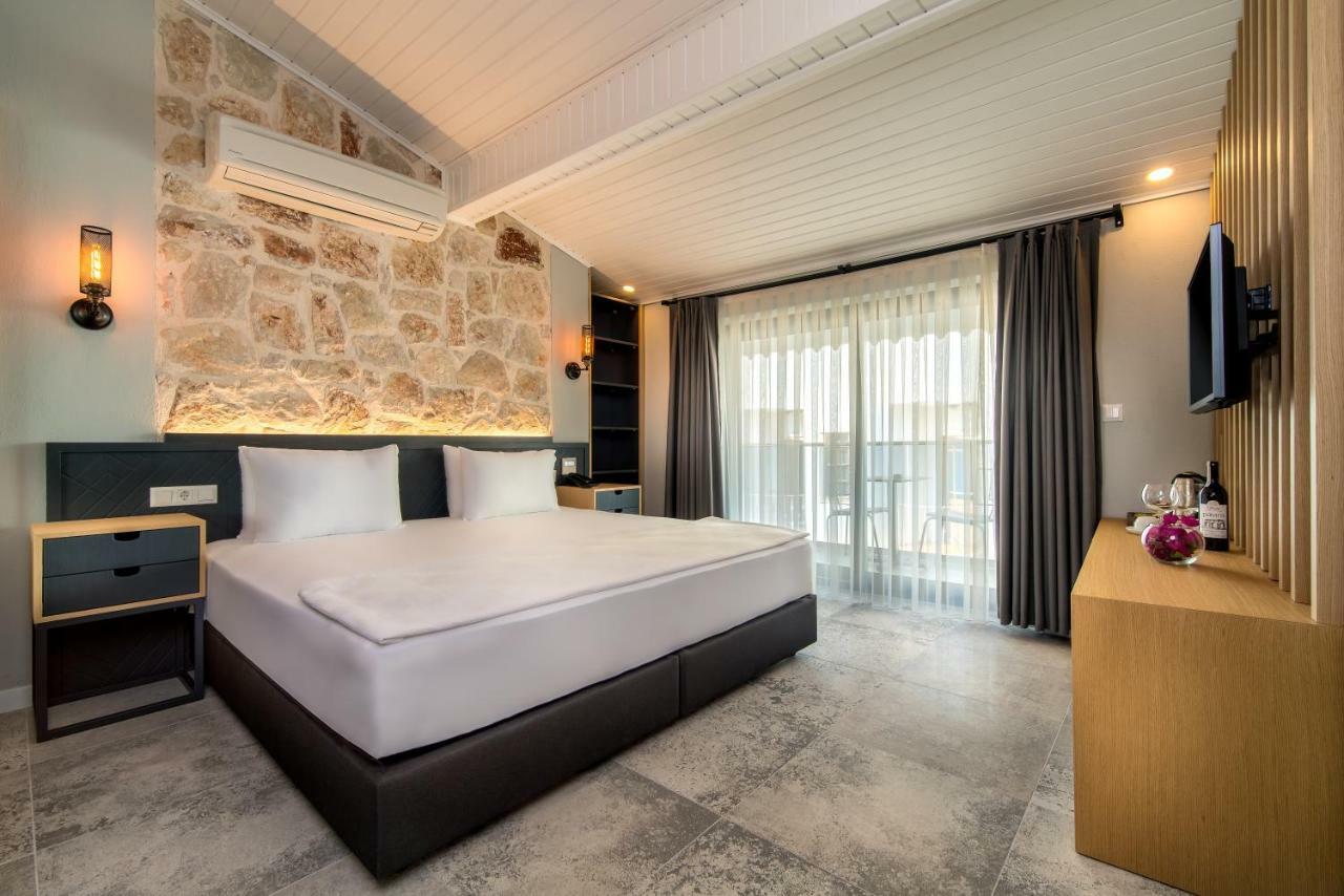 Isola 12 Hotel 卡斯 外观 照片