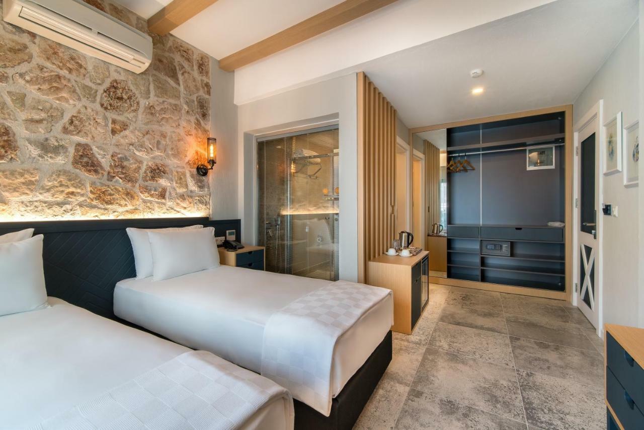 Isola 12 Hotel 卡斯 外观 照片